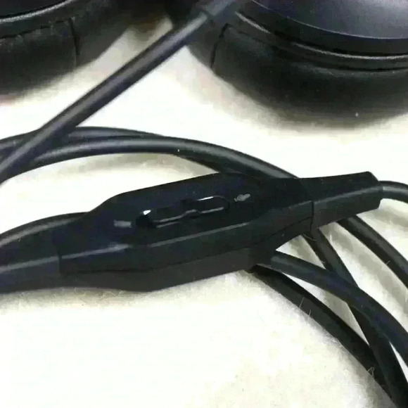 AUDIO-TECHNICA ATH-G1 Over-Ear Premium Gaming Headphones Microphone Wired - Picture 12 of 16